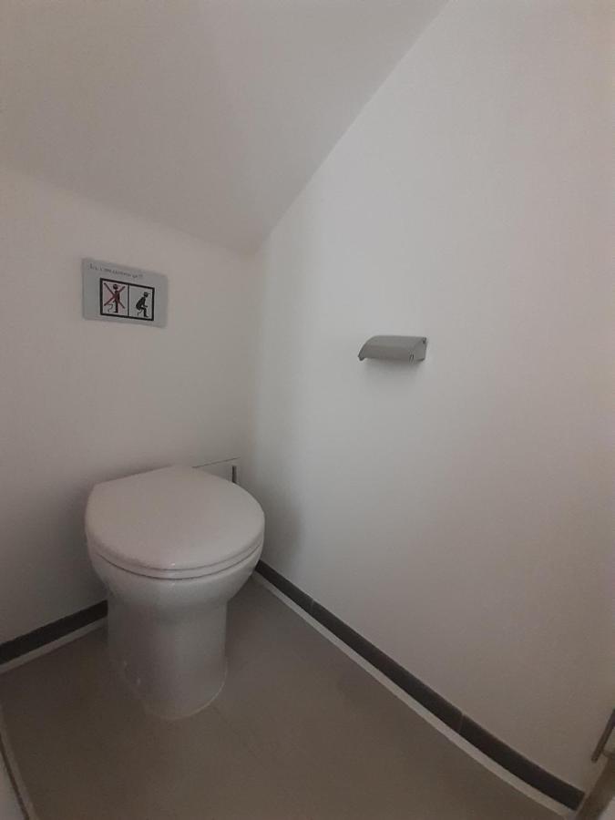 Nos Jours Heureux Lägenhet Barjac  Exteriör bild
