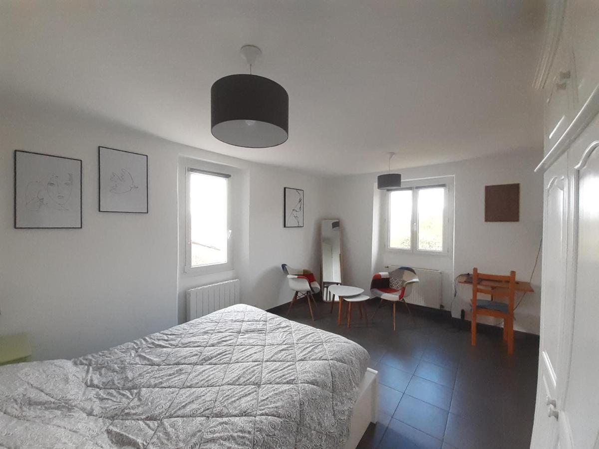 Nos Jours Heureux Lägenhet Barjac  Exteriör bild
